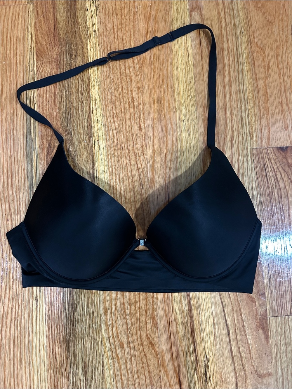 Victoria's Secret plunge Black Smooth Lightly Padded Bra